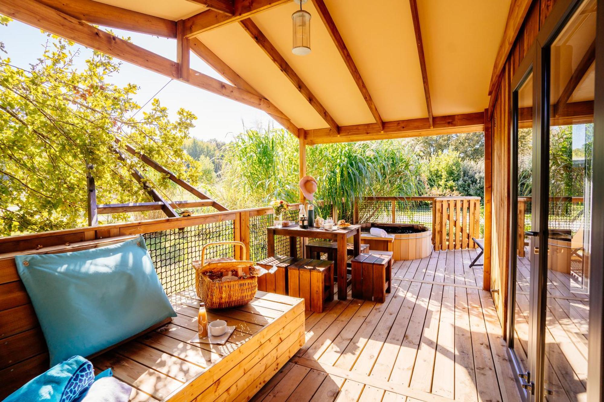 Le Nizan Domaine Ecotelia מראה חיצוני תמונה